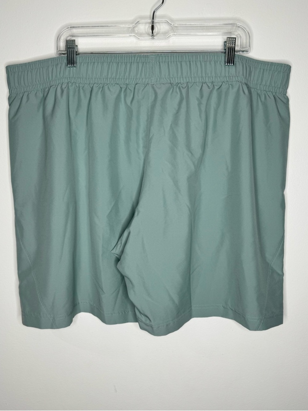 Under Armour Men’s HeatGear Athletic Shorts Green Loose Fit 3XL - Picture 2 of 3